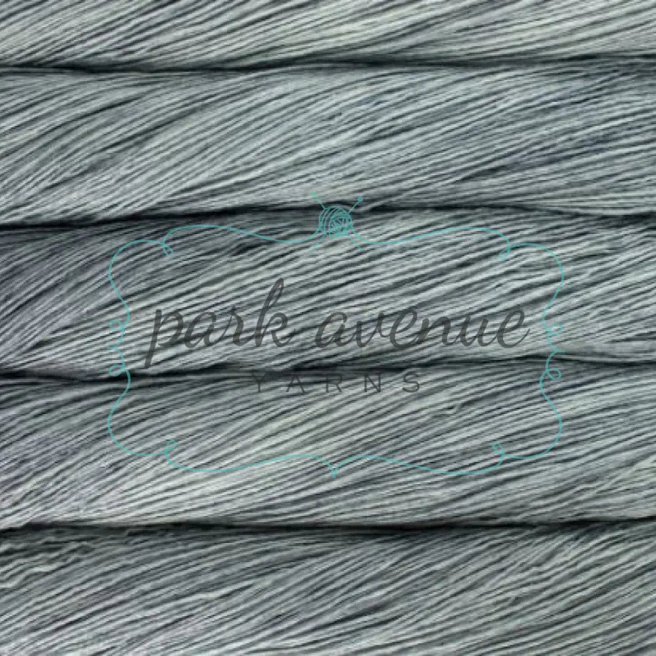 Mechita Gris Yarn: Fingering