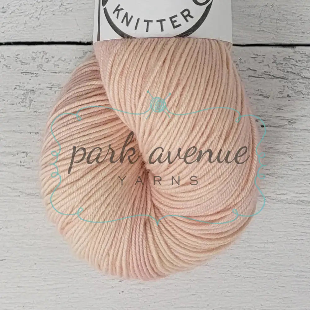 Plume DK Dreamy Yarn: DK