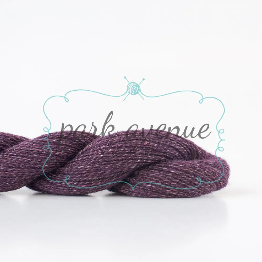 Tosh Pebble Mill-Dyed Velvet Yarn: Fingering