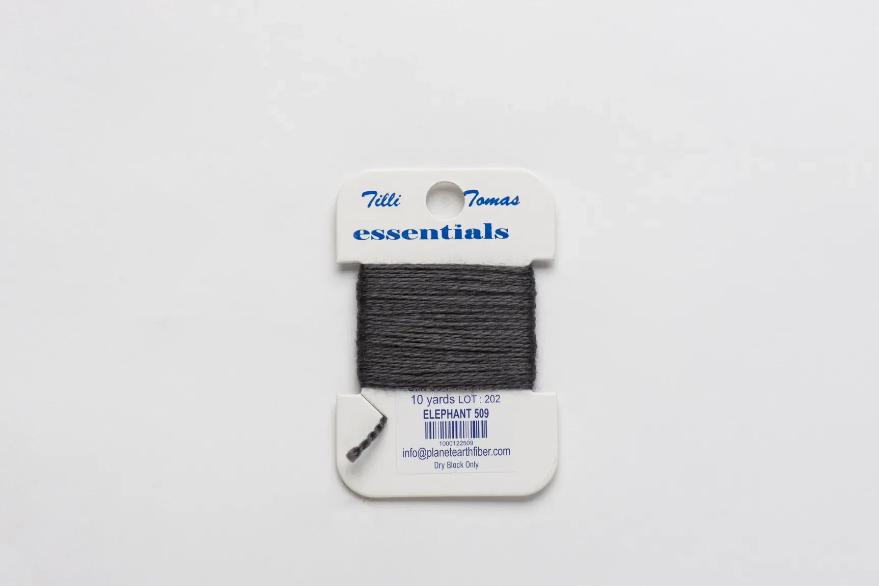 Essentials by Tilli Tomas: Colors 501-799
